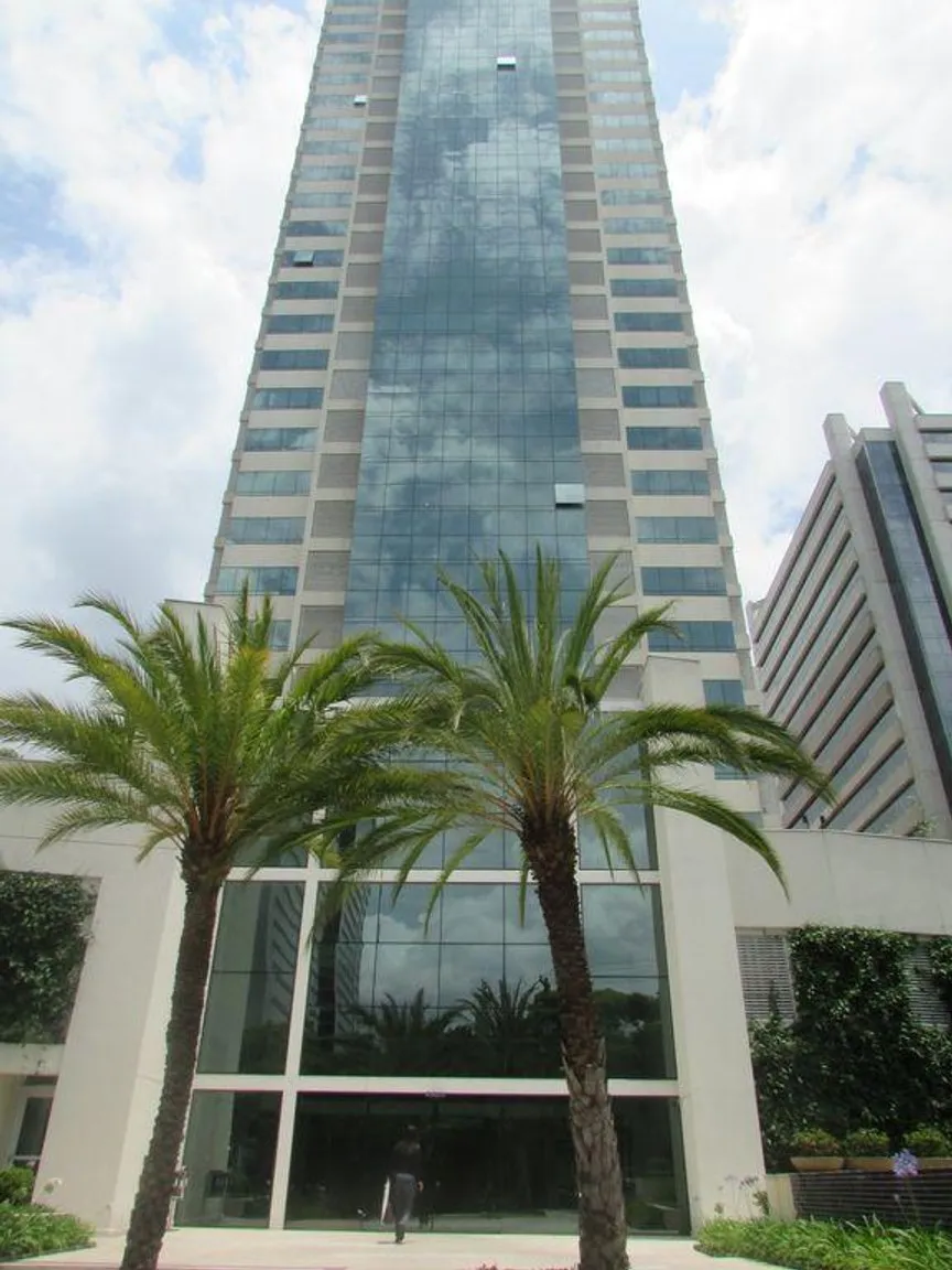 Fachada do edifício onde fica a unidade da SeFire em Alphaville, Barueri.